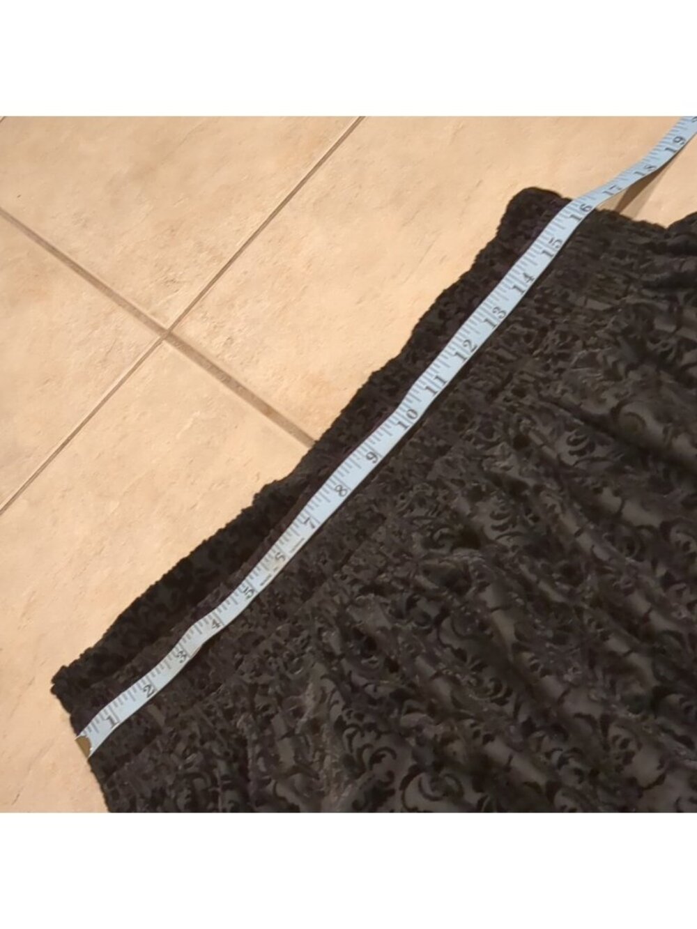 Mini Skirt Size Large - Picture 4 of 4